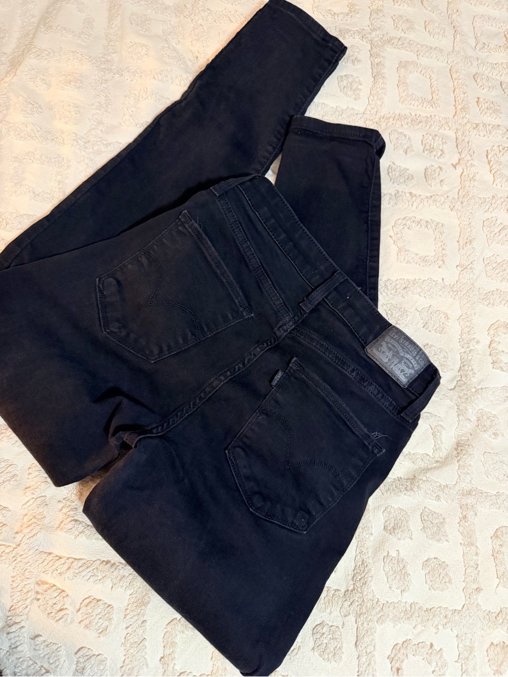 Women's Levi Strauss & Co Black Skinny Jeans - 28/30               #67